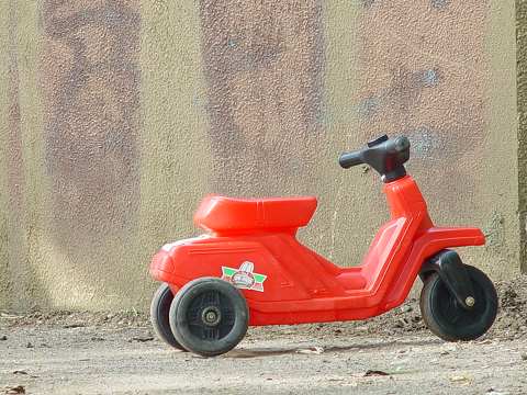 a red tricycle